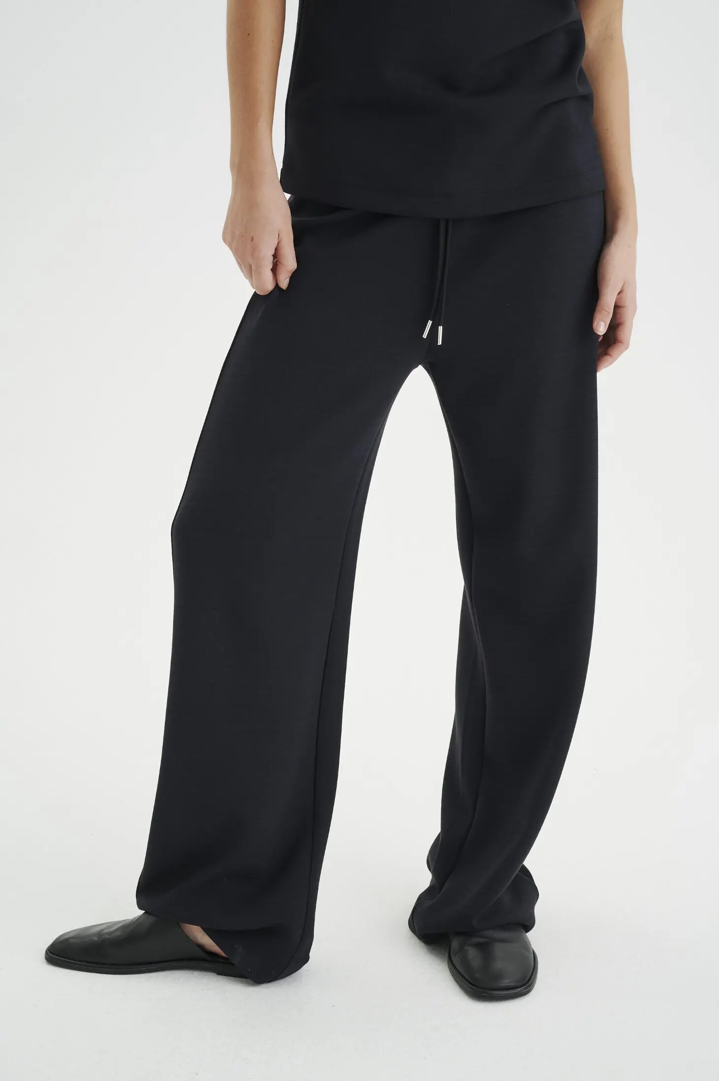 Брюки relaxed fit женские